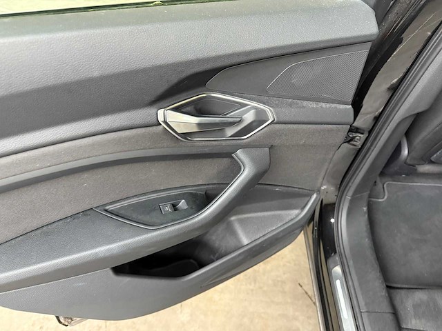 Audi e-tron 50 quattro business edition 71 kwh 313pk 2020, k-422-jj - afbeelding 65 van  87