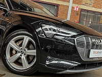 Audi e-tron 50 quattro business edition 71 kwh 313pk 2020, k-422-jj - afbeelding 3 van  87