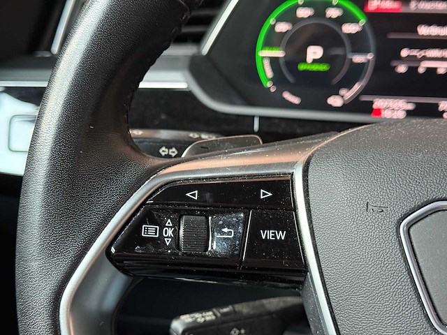 Audi e-tron 50 quattro business edition 71 kwh 313pk 2020, k-422-jj - afbeelding 50 van  87