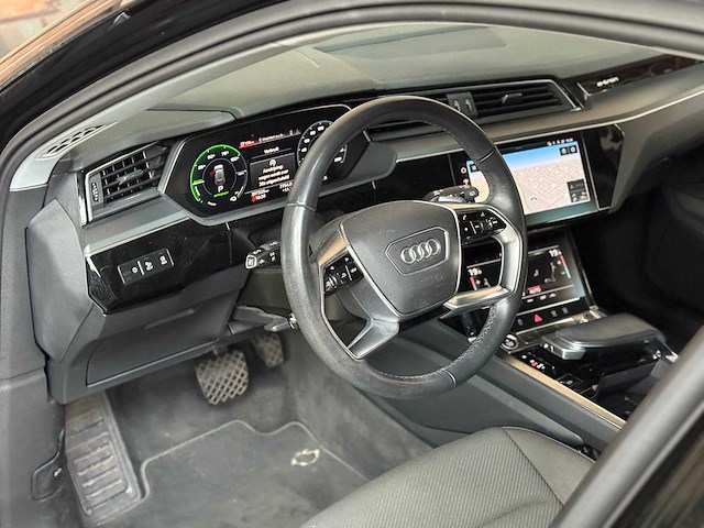 Audi e-tron 50 quattro business edition 71 kwh 313pk 2020, k-422-jj - afbeelding 46 van  87