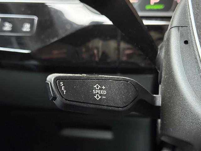 Audi e-tron 50 quattro business edition 71 kwh 313pk 2020, k-422-jj - afbeelding 48 van  87