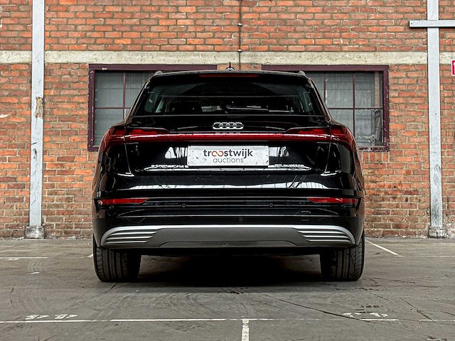 Audi e-tron 50 quattro business edition 71 kwh 313pk 2020, k-422-jj - afbeelding 10 van  87