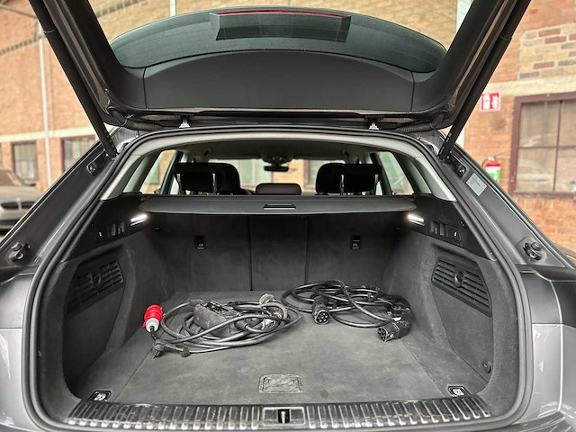Audi e-tron 50 quattro business edition 71 kwh 313pk 2020 (origineel-nl+1e eigenaar), k-238-jj - afbeelding 26 van  51