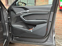 Audi e-tron 50 quattro business edition 71 kwh 313pk 2020 (origineel-nl+1e eigenaar), k-238-jj - afbeelding 38 van  51