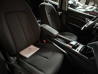 Audi e-tron 50 quattro business edition 71 kwh 313pk 2020 (origineel-nl+1e eigenaar), k-238-jj - afbeelding 43 van  51
