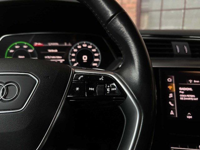 Audi e-tron 50 quattro edition 71 kwh 313pk 2020 (origineel-nl + 1e eigenaar), j-904-hf - afbeelding 15 van  42
