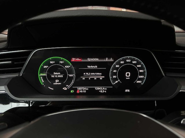 Audi e-tron 50 quattro edition 71 kwh 313pk 2020 (origineel-nl + 1e eigenaar), j-904-hf - afbeelding 18 van  42