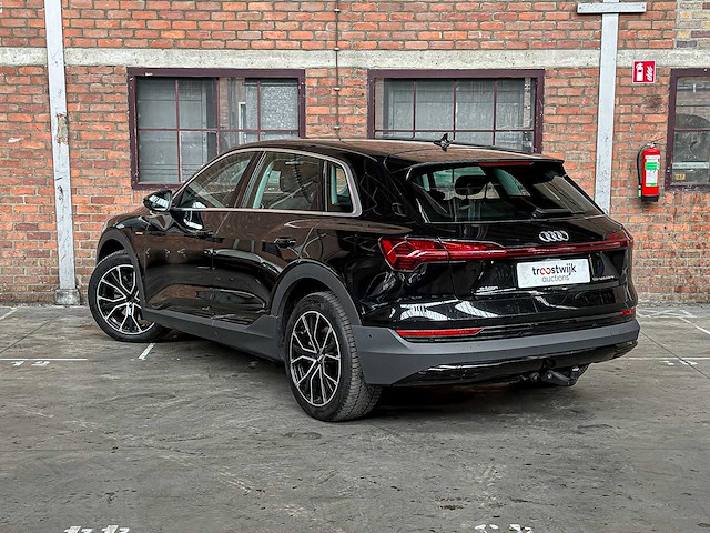 Audi e-tron 50 quattro edition 71 kwh 313pk 2020 (origineel-nl + 1e eigenaar), j-904-hf - afbeelding 7 van  42