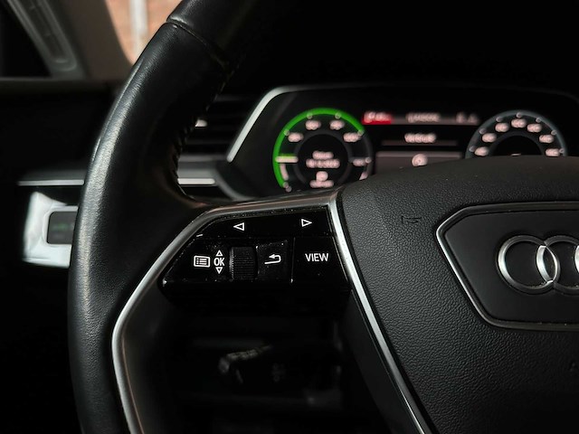 Audi e-tron 50 quattro edition 71 kwh 313pk 2020 (origineel-nl + 1e eigenaar), j-904-hf - afbeelding 14 van  42