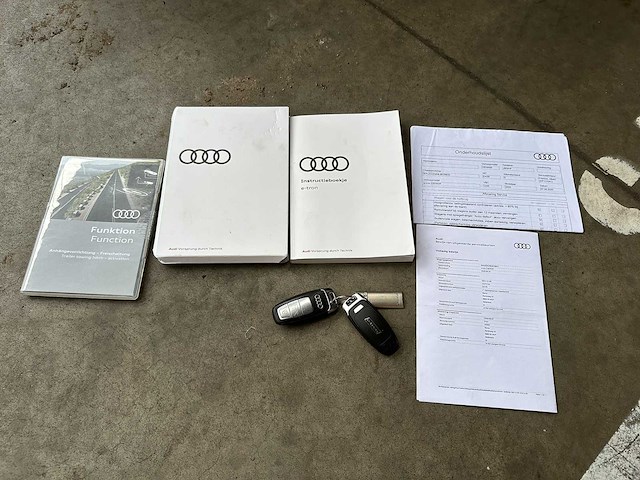 Audi e-tron 50 quattro edition 71 kwh 313pk 2020 (origineel-nl + 1e eigenaar), j-904-hf - afbeelding 37 van  42
