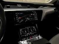 Audi e-tron 50 quattro edition 71 kwh 313pk 2020 (origineel-nl + 1e eigenaar), j-948-hf - afbeelding 20 van  50