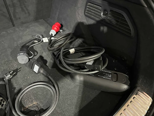 Audi e-tron 50 quattro edition 71 kwh 313pk 2020 (origineel-nl + 1e eigenaar), j-948-hf - afbeelding 29 van  50