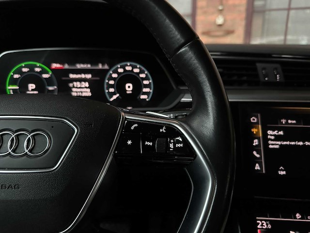Audi e-tron 50 quattro edition 71 kwh 313pk 2020 (origineel-nl), j-388-ll - afbeelding 17 van  43