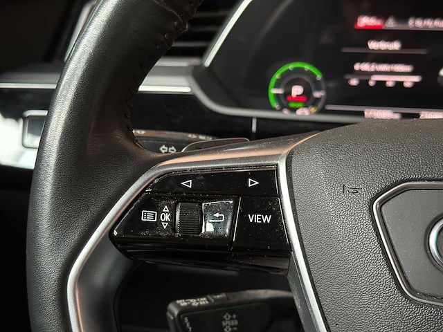 Audi e-tron 50 quattro launch edition 71 kwh 313pk 2020 (origineel-nl & 1e eigenaar), j-840-lr - afbeelding 15 van  63