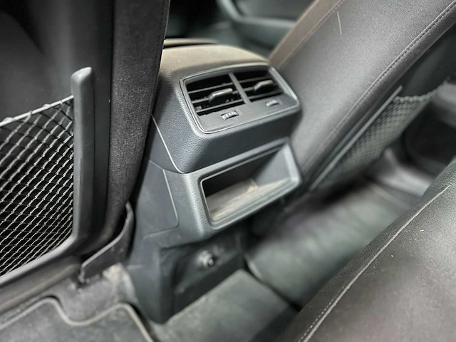 Audi e-tron 50 quattro launch edition 71 kwh 313pk 2020 (origineel-nl & 1e eigenaar), j-840-lr - afbeelding 40 van  63