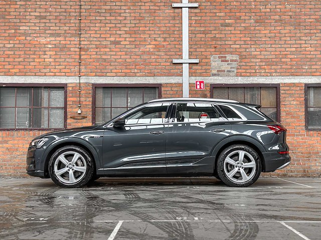 Audi e-tron 50 quattro launch edition 71 kwh 313pk 2020 (origineel-nl & 1e eigenaar), j-840-lr - afbeelding 10 van  63