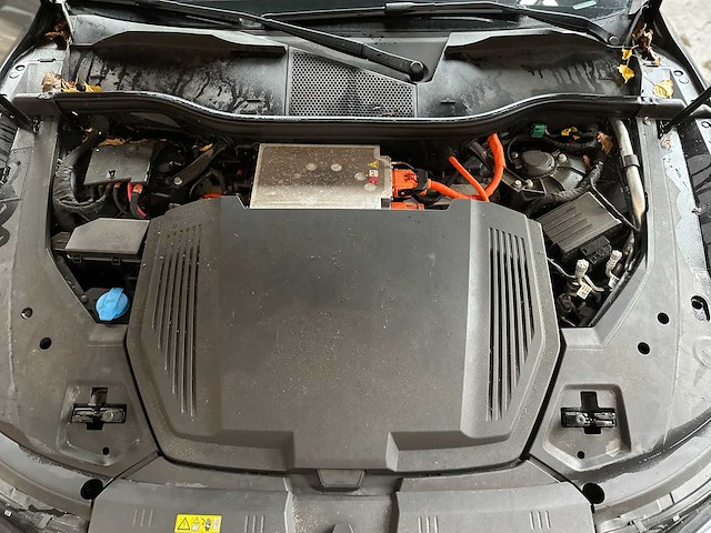 Audi e-tron 50 quattro launch edition 71 kwh 313pk 2020 (origineel-nl & 1e eigenaar), j-840-lr - afbeelding 55 van  63