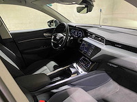 Audi e-tron 50 quattro launch edition 71 kwh 313pk 2020 (origineel-nl & 1e eigenaar), j-980-hf - afbeelding 13 van  34