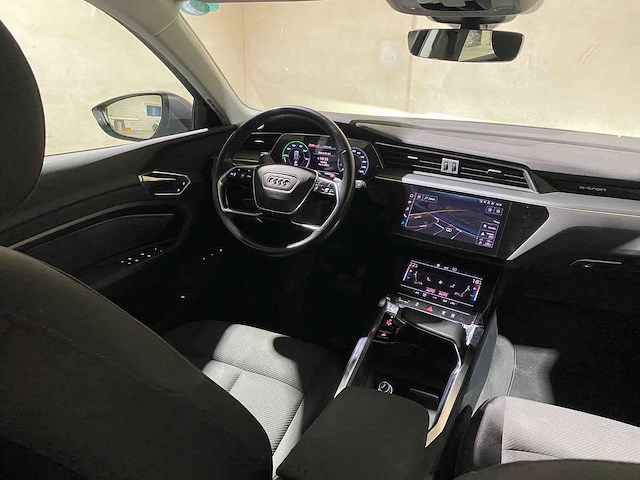 Audi e-tron 50 quattro launch edition 71 kwh 313pk 2020 (origineel-nl & 1e eigenaar), j-980-hf - afbeelding 20 van  34