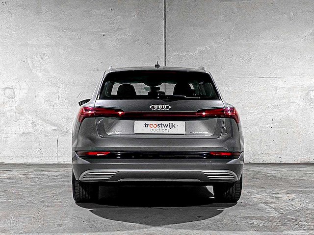 Audi e-tron 50 quattro launch edition 71 kwh 313pk 2020 (origineel-nl & 1e eigenaar), j-980-hf - afbeelding 34 van  34