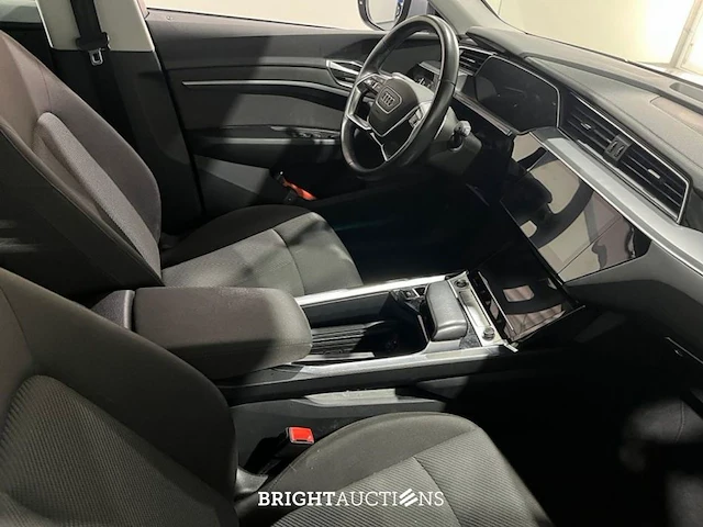 Audi e-tron 55 advanced edition quattro 95 kwh 408pk 2021 (origineel-nl), n-548-fb - afbeelding 23 van  32