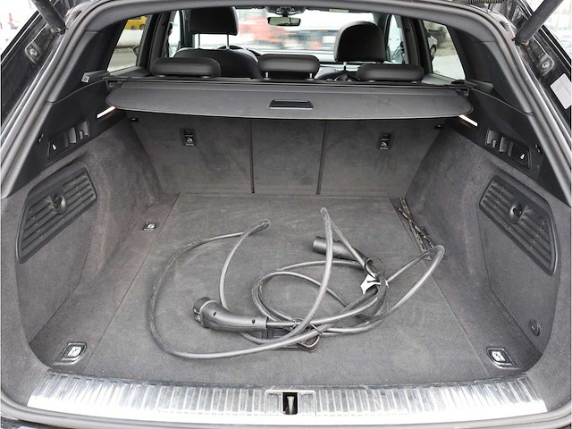 Audi e-tron 55 quattro 95 kwh 300kw automaat 2020 - afbeelding 27 van  40