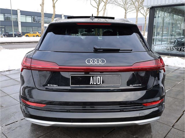 Audi e-tron 55 quattro 95 kwh 300kw automaat 2020 - afbeelding 34 van  40