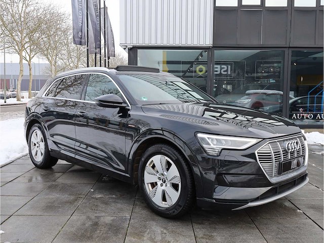 Audi e-tron 55 quattro 95 kwh 300kw automaat 2020 - afbeelding 38 van  40