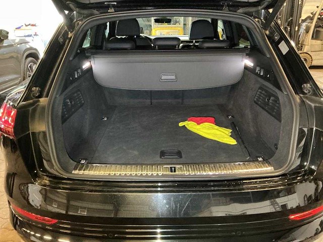 Audi e-tron 55 quattro 95 kwh 300kw automaat 2020 - afbeelding 2 van  15
