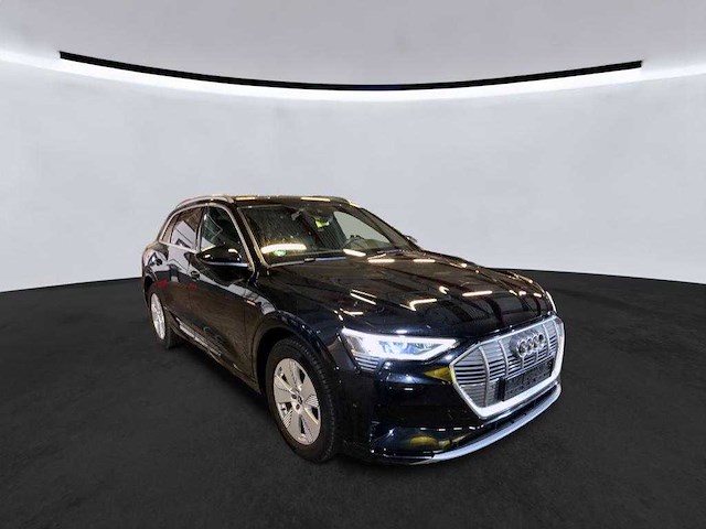 Audi e-tron 55 quattro 95 kwh 300kw automaat 2020 - afbeelding 10 van  15