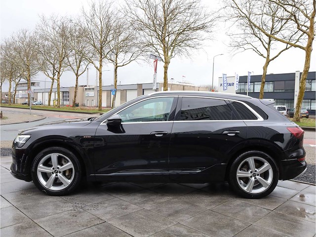 Audi e-tron 55 quattro 95 kwh 300kw automaat 2020 - afbeelding 12 van  39