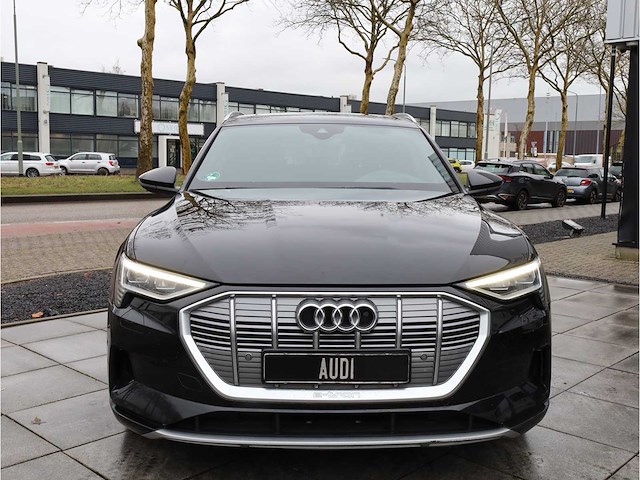 Audi e-tron 55 quattro 95 kwh 300kw automaat 2020 - afbeelding 38 van  39