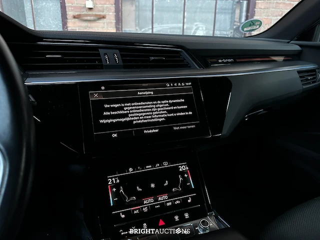 Audi e-tron 55 quattro advanced edition 95 kwh 408pk 2021 (origineel-nl+1e eigenaar), n-206-tt - afbeelding 22 van  45