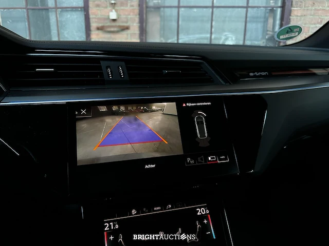 Audi e-tron 55 quattro advanced edition 95 kwh 408pk 2021 (origineel-nl+1e eigenaar), n-206-tt - afbeelding 24 van  45