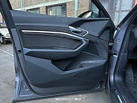 Audi e-tron 55 quattro advanced edition 95 kwh 408pk 2021 (origineel-nl+1e eigenaar), n-206-tt - afbeelding 26 van  45