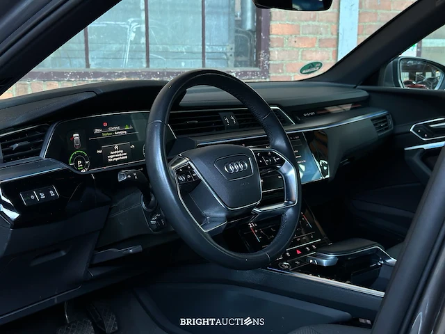 Audi e-tron 55 quattro advanced edition 95 kwh 408pk 2021 (origineel-nl+1e eigenaar), n-206-tt - afbeelding 9 van  45