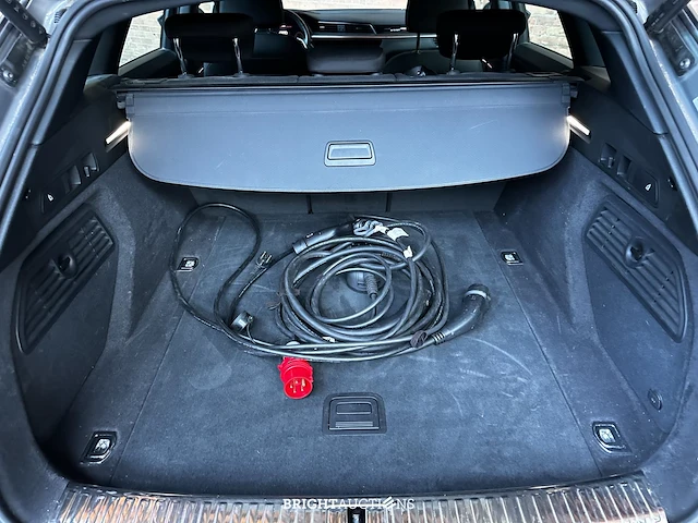 Audi e-tron 55 quattro advanced edition 95 kwh 408pk 2021 (origineel-nl+1e eigenaar), n-206-tt - afbeelding 28 van  45