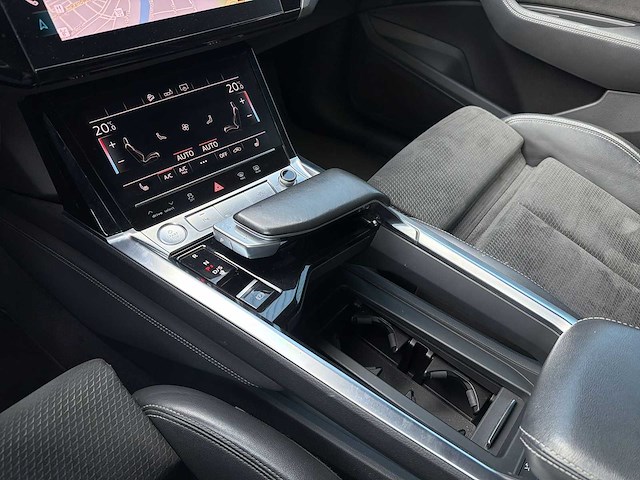 Audi e-tron e-tron 55 quattro advanced 95 kwh | h-518-bl - afbeelding 9 van  27