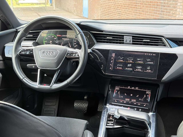 Audi e-tron e-tron 55 quattro advanced 95 kwh | h-518-bl - afbeelding 21 van  27