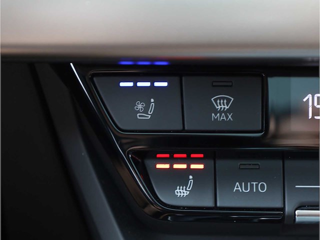 Audi e-tron gt rs 93 kwh 600pk automaat 2021 - afbeelding 29 van  41