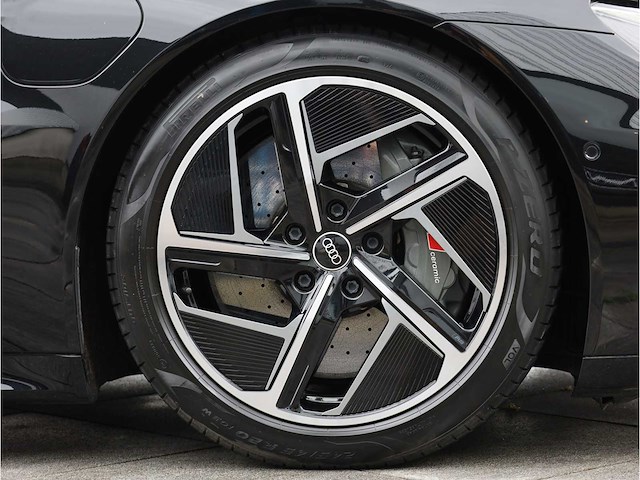 Audi e-tron gt rs 93 kwh 600pk automaat 2021 - afbeelding 32 van  41