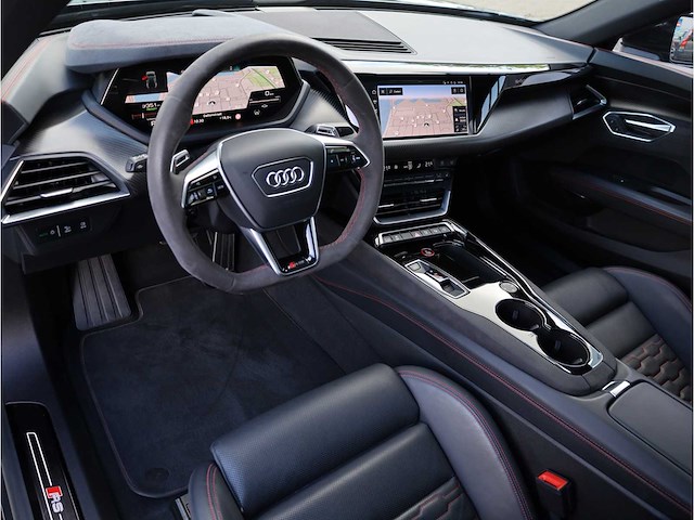 Audi e-tron gt rs 93 kwh 600pk soh 91% automaat 2023, kjj-53-p - afbeelding 2 van  48