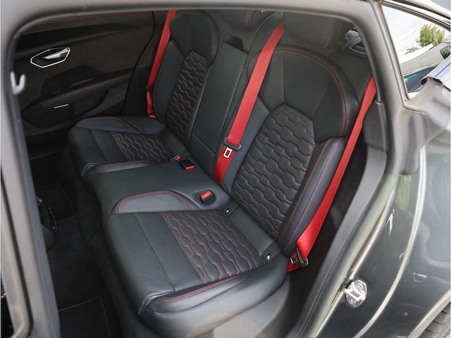 Audi e-tron gt rs 93 kwh 600pk soh 91% automaat 2023, kjj-53-p - afbeelding 33 van  48