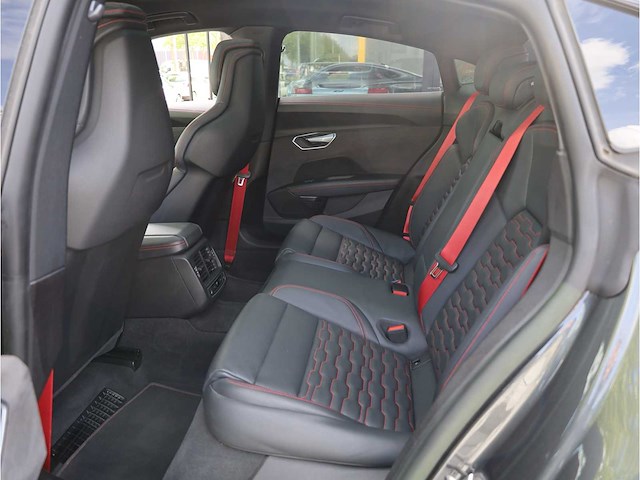 Audi e-tron gt rs 93 kwh 600pk soh 91% automaat 2023, kjj-53-p - afbeelding 35 van  48