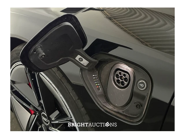 Audi e-tron rs93 rs 93 kwh 2022 (origineel-nl), r-186-bg - afbeelding 41 van  57