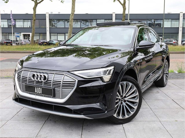 Audi e-tron sportback 50 quattro 313pk soh 100% automaat 2021 - afbeelding 1 van  36
