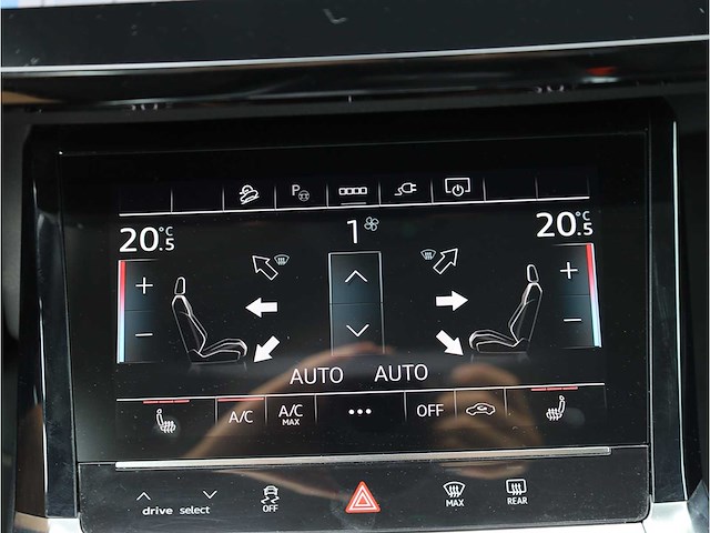 Audi e-tron sportback 50 quattro 313pk soh 100% automaat 2021 - afbeelding 15 van  32