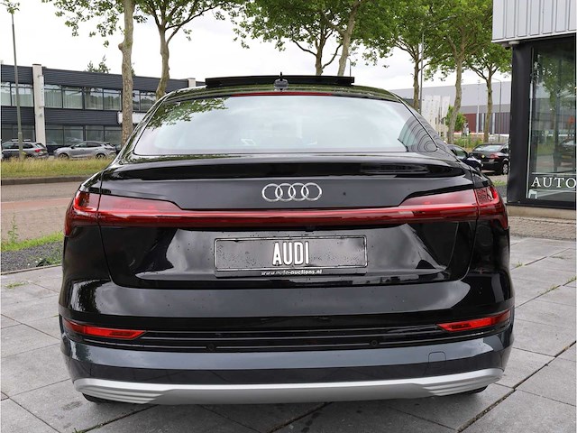 Audi e-tron sportback 50 quattro 313pk soh 100% automaat 2021 - afbeelding 27 van  32