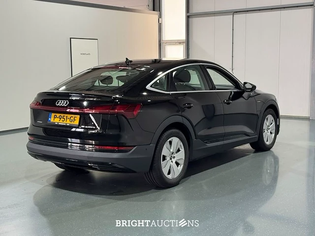 Audi e-tron sportback 55 edition quattro 95 kwh 408pk 2022 (origineel-nl), p-951-gf - afbeelding 12 van  35