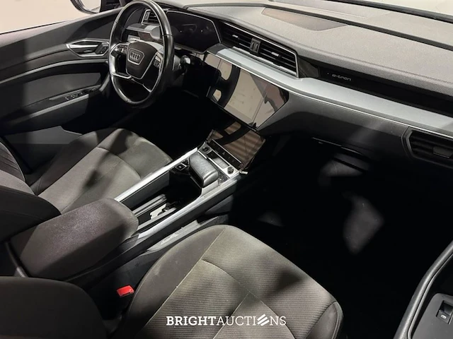Audi e-tron sportback 55 edition quattro 95 kwh 408pk 2022 (origineel-nl), p-951-gf - afbeelding 23 van  35